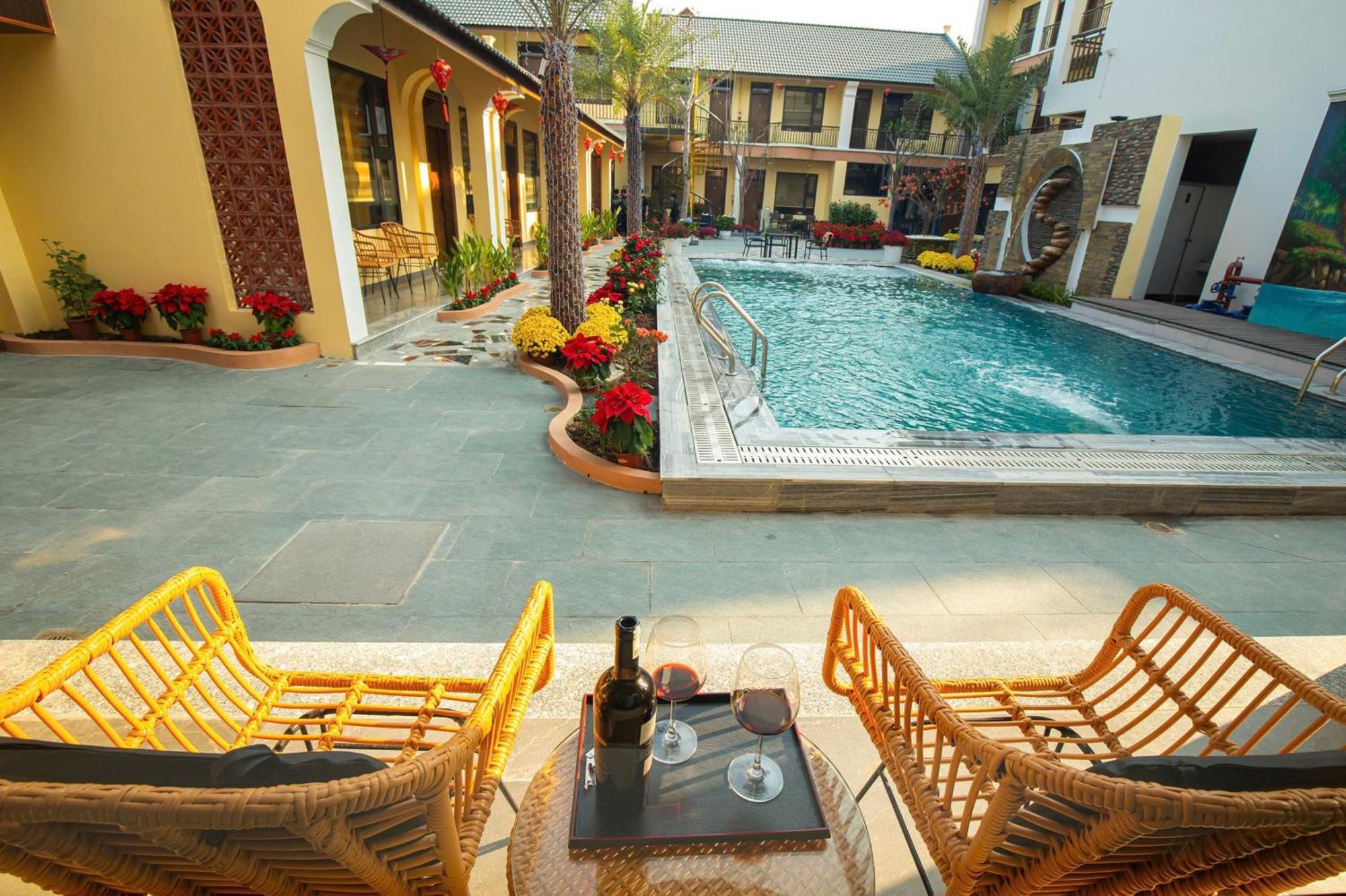 Tam Coc Center Luxury Hotel & Villa ニンビン エクステリア 写真