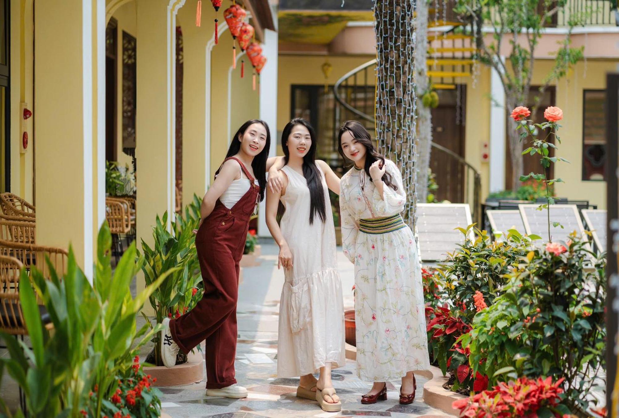 Tam Coc Center Luxury Hotel & Villa ニンビン エクステリア 写真