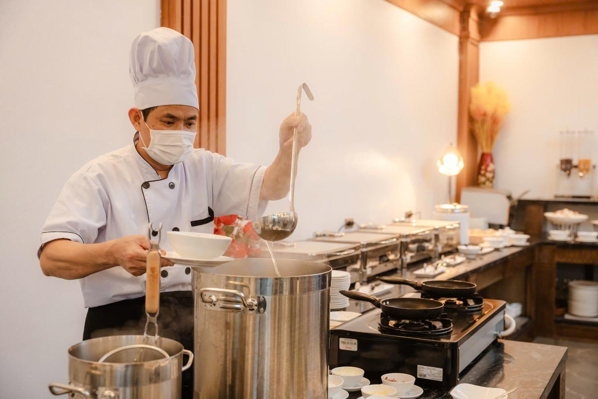 Tam Coc Center Luxury Hotel & Villa ニンビン エクステリア 写真