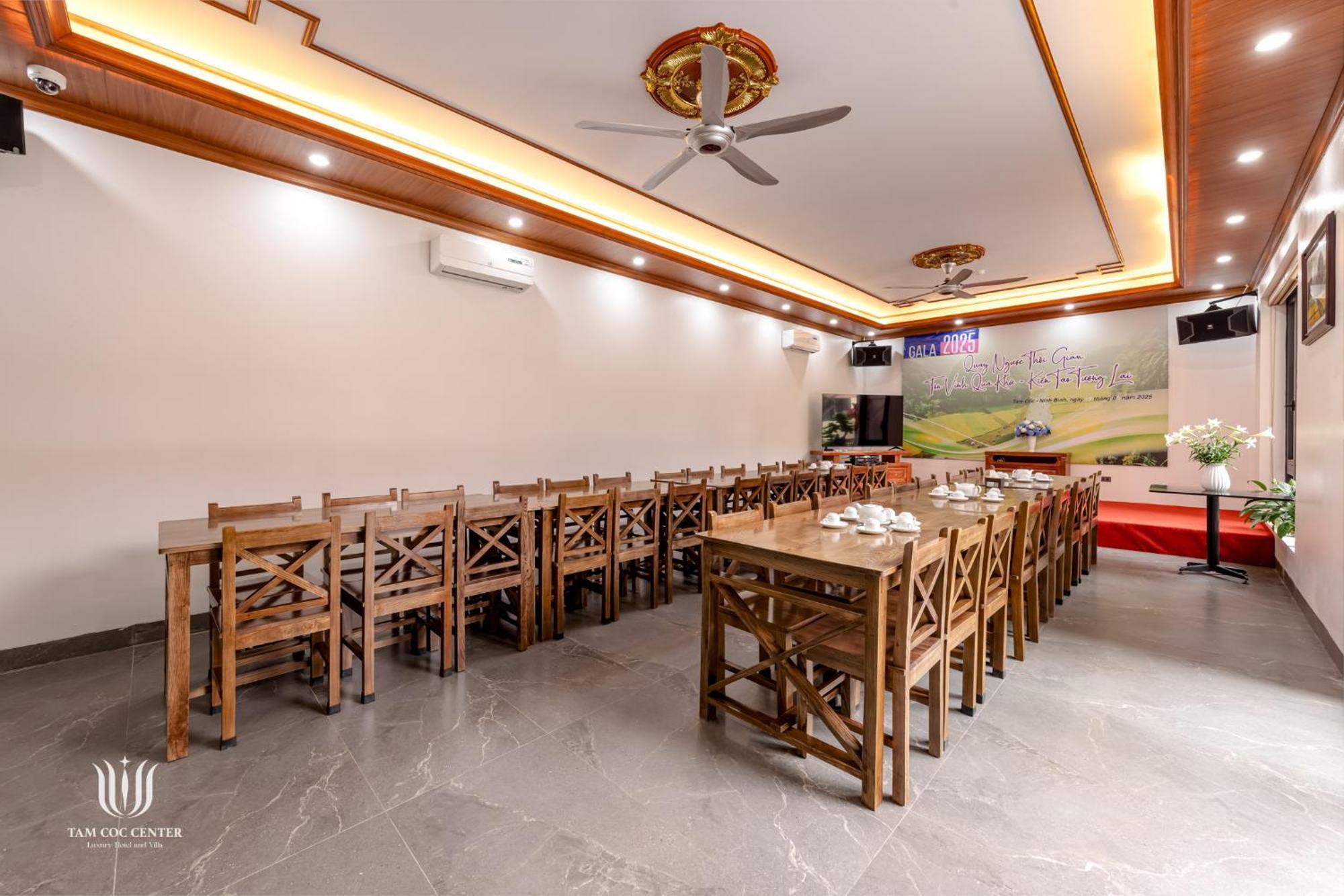 Tam Coc Center Luxury Hotel & Villa ニンビン エクステリア 写真