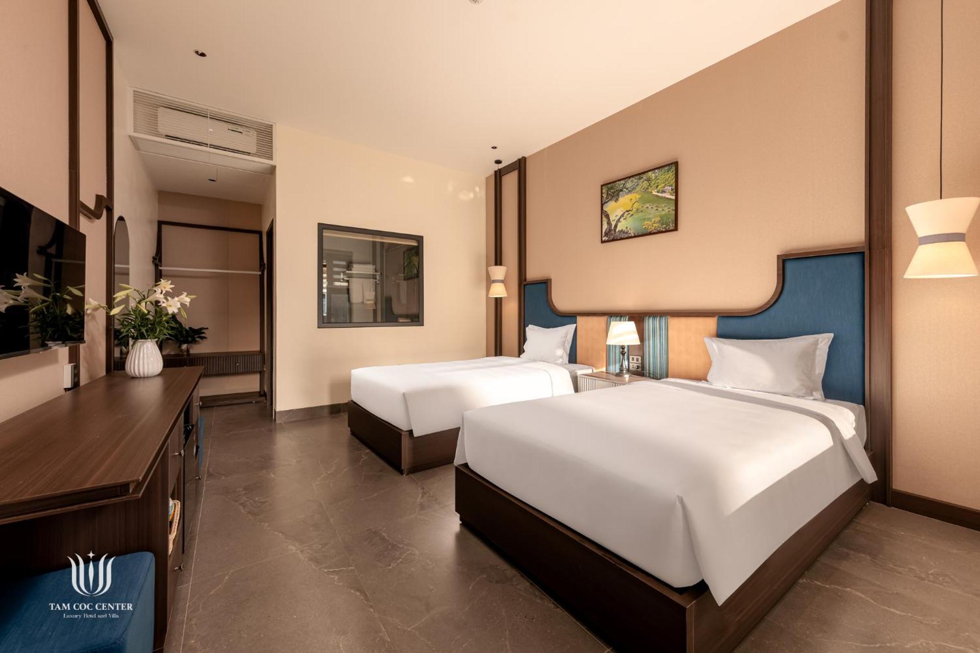 Tam Coc Center Luxury Hotel & Villa ニンビン エクステリア 写真