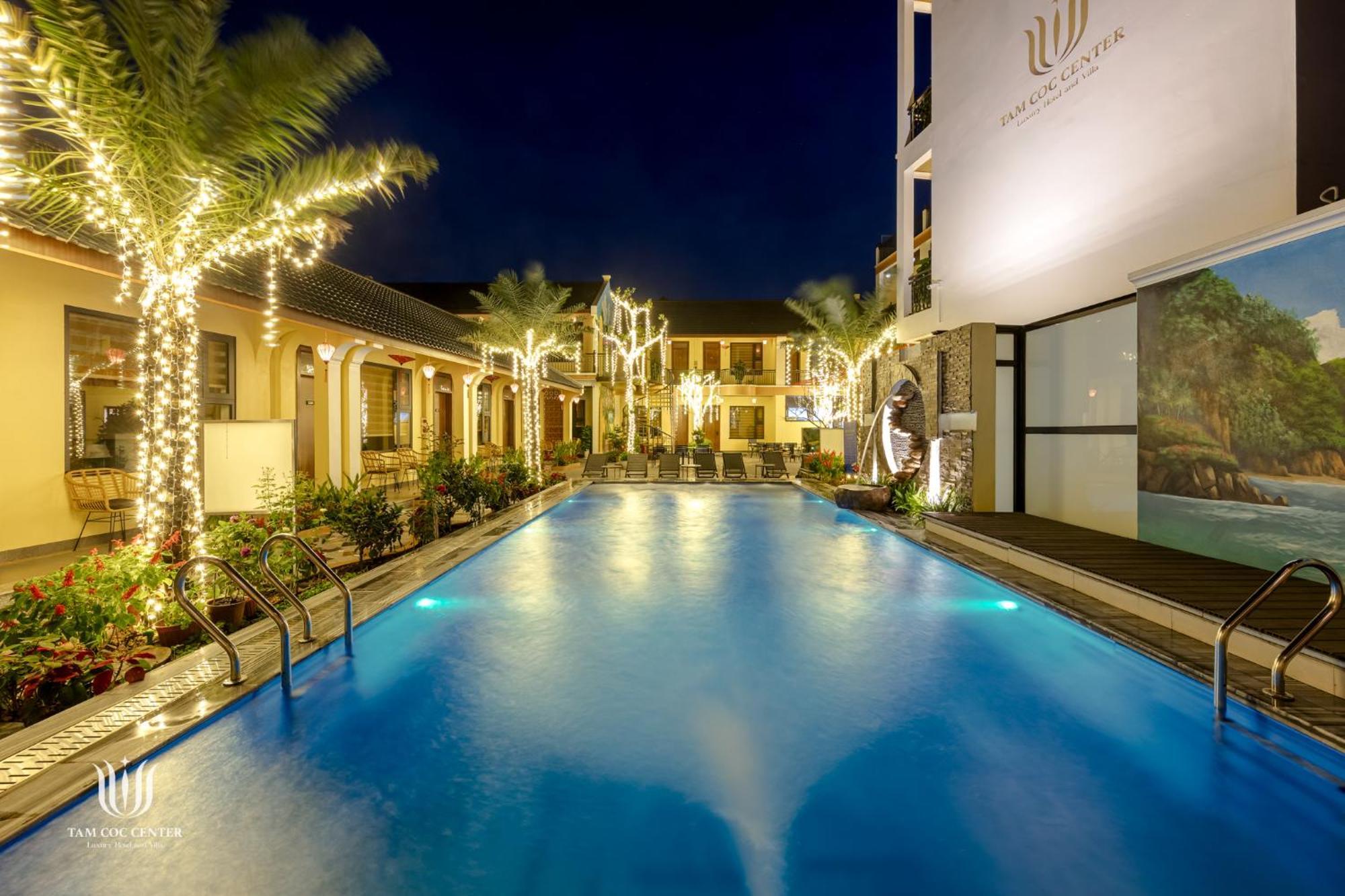 Tam Coc Center Luxury Hotel & Villa ニンビン エクステリア 写真